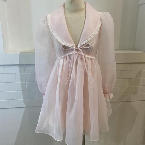 Babydoll Dresses Aesthetic, Nightgown Dress Outfit, Babydoll Nightgown Vintage, Babydoll Dress Aesthetic, 60s Babydoll Dress, 60s Babydoll, Vintage Babydoll Dress, Groovy Fashion, Nightgown Dress