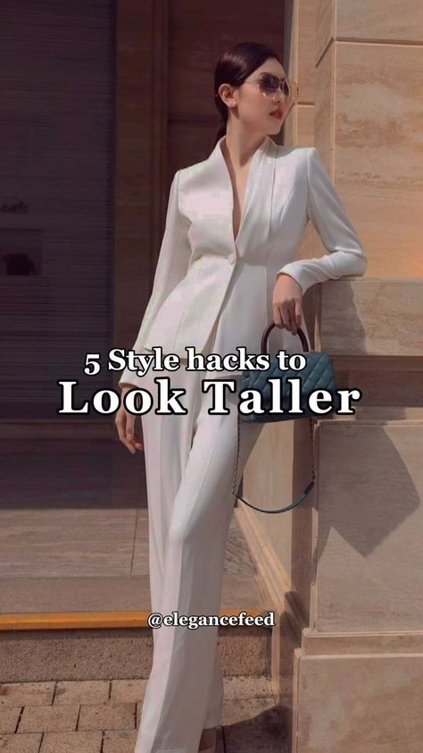 Korean Formal Outfit, Dress To Look Taller, Korean Aesthetic Outfits, Trendy Aesthetic Outfits, Outfit Ideas Korean, Fashion Outfits Korean, Elegant Wardrobe, Big And Tall Style, Fashion For Petite Women