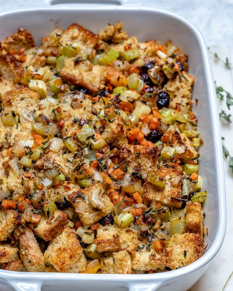 Ezekiel Bread Stuffing for a Clean Thanksgiving Side! | Clean Food Crush Sausage Mushroom, Chestnut Stuffing, Bread Stuffing, Stuffing Recipes For Thanksgiving, Sausage Stuffing, Ezekiel Bread, Thanksgiving Stuffing, Healthy Thanksgiving, Clean Food Crush