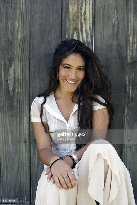 Michael Spears, Orianka Kilcher, Julia Jones, American Indian Girl, Ethnic Beauty, German Beauty, 11 November, Female Character Inspiration, Girl M