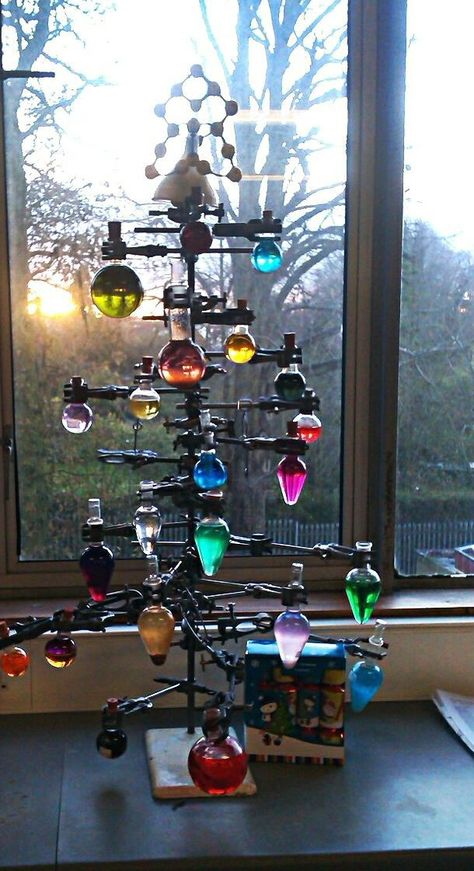 Best Christmas Tree, Witch Aesthetic, 판타지 아트, Alam Yang Indah, Dream House Decor, My New Room, Best Christmas, Fantasy World, Alchemy