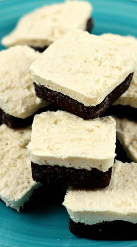 Weight Watchers Oreo Cookies – BEST Chocolate Oreo Cookie Bites WW Recipe – Desserts – Breakfast – Treats – Snacks with Smart Points Weight Watchers Brownies, Weight Watcher Cookies, Weight Watchers Food Points, Cookies Best, Oreo Cookie Recipes, Chocolate Chip Pudding, Chocolate Chip Pudding Cookies, Weight Watchers Dessert Recipes, Ww Recipe