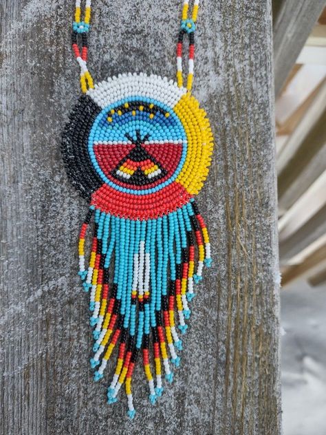 Tee-pee under the stars Beaded Buffalo Medallion, Beading Medallions, Beaded Medallion Patterns, Free Blanket Knitting Patterns, Free Sweater Knitting Patterns, Native American Beading Patterns, Hand Embroidery Patterns Free Printable, Beading Patterns Free Tutorials, Embroidery Patterns Flowers