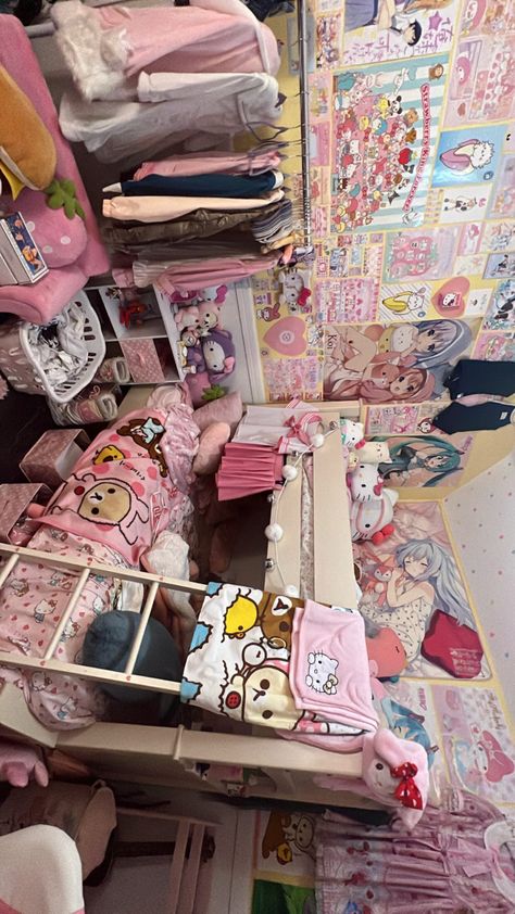 Creepyhoarder Room, Creepy Kawaii Room, Kawaii Room Ideas, Kawaii Bedroom, Otaku Room, Hello Kitty Rooms, Pink Room Decor, Anime Room, Cute Room Ideas