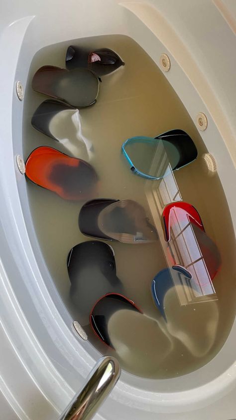 tub full of baseball hats cleaning with laundry stripping method Borax Hat Cleaning, Stripping Baseball Hats, Best Way To Clean Hats Baseball Caps, Cleaning Hats Baseball Caps In Tub, How To Strip Hats In Bathtub, Clothes Cleaning Hacks, How To Strip Smelly Clothes, Clean Baseball Hat, Cleaning Ball Caps