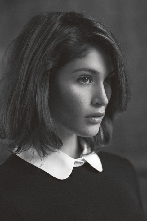 Gemma Arterton Movies, Gemma Arteton, Halo Wedding Rings, Hairstyles And Makeup, Pictures Of Hairstyles, Halter Wedding, Roselyn Sanchez, Comic Face, Cute Hairstyles For School