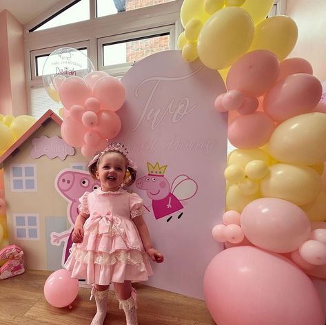 Peppa Pig Birthday Party 1st, Peppa Pig Birthday Backdrop, Peppa Birthday Party Ideas, Peppa Theme Birthday Party, Peppa Pig 3rd Birthday Party, Peppa Pig Backdrop, Peppa Pig Themed Birthday Party, Pig Themed Birthday Party, Pig Birthday Theme