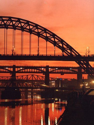 The Queen Elizabeth Ii, Tyne Bridge, Tyne And Wear, Newcastle Upon Tyne, The Swing, Previous Life, Sydney Harbour Bridge, Queen Elizabeth Ii, Elizabeth Ii