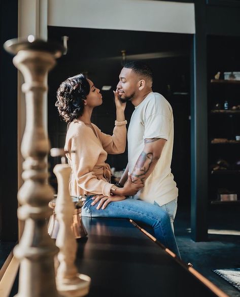 Engagement Photo Shoot Poses, Pre Wedding Photoshoot Outfit, Couple Engagement Pictures, Pre Wedding Shoot Ideas, Engagement Pictures Poses, Wedding Photoshoot Poses, Love And Affection, Couples Engagement Photos, Black Love Couples