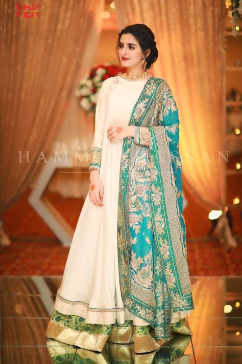 Anarkali With Heavy Dupatta, Plain Anarkali With Heavy Dupatta, Groom Sister Dress Pakistani, Simple Suit With Heavy Dupatta, Dress With Heavy Dupatta, Suit With Heavy Dupatta, Frock Salwar, Plain Anarkali, Groom Sister