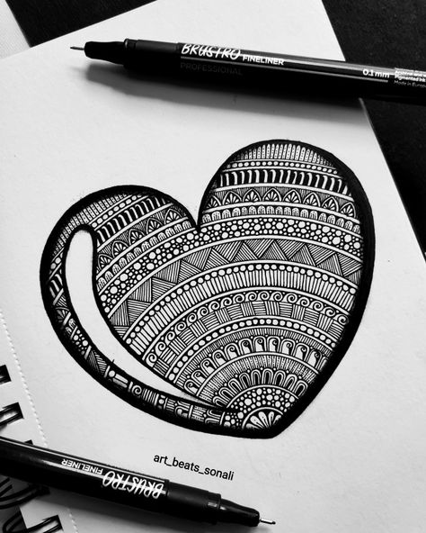 Sketch Mandala Art, Drawing Ideas Easy Mandala Art, Mandala Easy Drawing, Creative Heart Drawing, Mandala Art Simple Design, Mandala Drawing Ideas Creative Beautiful, Heart Mandala Art, Mandala Art Ideas Creative, Unique Mandala Drawing