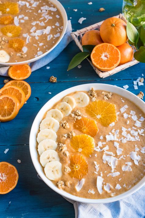 Orange Smoothie Bowl, Healthy Afternoon Snacks, Perfect Healthy Breakfast, Best Smoothie, Orange Smoothie, Summer Breakfast, Smoothie Bowl Recipe, Recipe Roundup, Toast Recipes