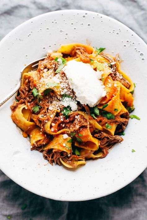 Monday, Monday, Mondayyyyy. The day where we’re all trying to slow down while also keeping up with our responsibilities and ambitions and dreams and all the things that we maybe got behind on this wee Slow Cooker Beef Ragu, Ragu With Pappardelle, Suburban Kitchen, Beef Ragu, Easy Comfort Food, Slow Cooker Beef, Slow Cooking, Jamie Oliver, Parmesan Cheese