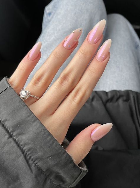 Nail Ideas Valentines Day, Nail Ideas Valentines, Cute Nails Pink, Art Nail Ideas, Ideas Valentines Day, Valentines Day Nails, Milky Nails, Nails Yellow, Light Pink Nails