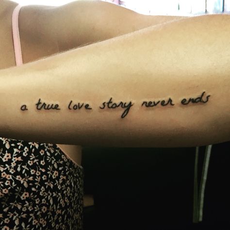 "a true love story never ends" small, pretty and feminine! Love Story Tattoo, Story Tattoo, True Love Story, True Love Stories, True Love, Tattoo Quotes, Love Story, Tattoos, Pins