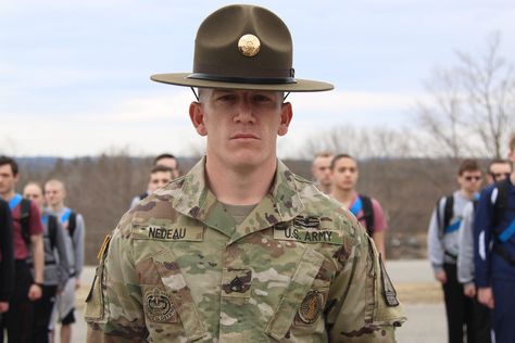 Sir, hello, Sir: Meet NH Army Guard’s newest drill sergeant Drill Sergeant, Ink Link, Combat Training, Future Soldier, Army National Guard, Staff Sergeant, Leadership Roles, Military Police, Men In Uniform