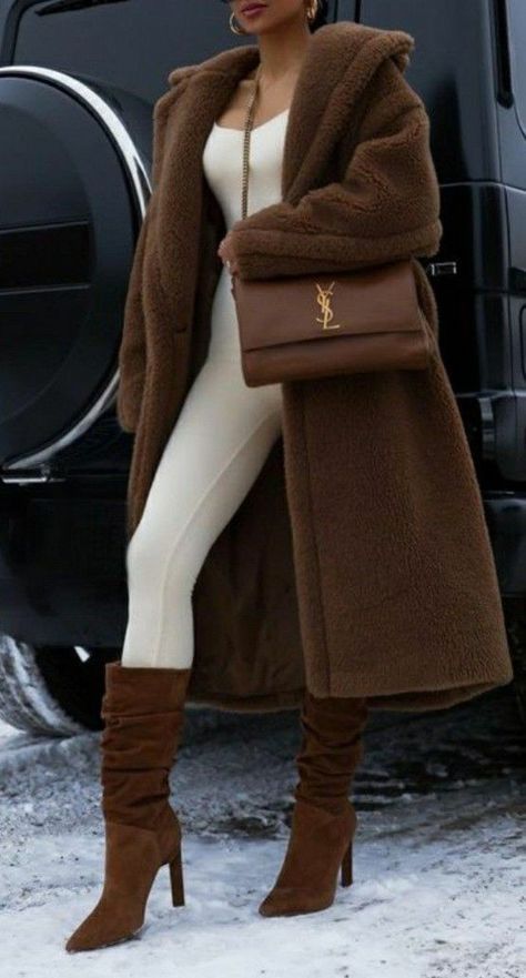 The Lady Archetype Aesthetic Outfits, 2024 Fashion Trends Winter, Brown Coat Outfit Casual, Chic Classy Outfits, Animal Outfit, Chique Outfit, Getting Bored, Classy Winter Outfits, Chic Winter Outfits