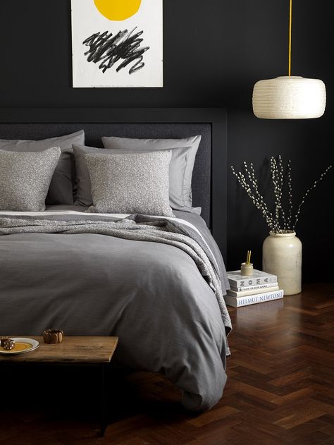 secret linen store relaxed denim graphite grey bed linen set... Love love. I hope it is as comfortable and soft as it looks. Dark Grey Duvet Covers, Dark Grey Bedding, Dark Gray Bedroom, Black Bed Linen, Grey Duvet, Gray Duvet Cover, Grey Linen Bedding, Bedroom Lamp, Grey Bedroom