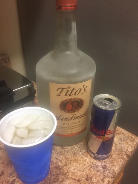 Our signature go to. Lol  Matt has me hooked on Tito’s. We used to drink nothing but Skyy. Tito’s Vodka, Tito’s Aesthetic, Tito's Aesthetic, Titos Vodka Drinks, College Drinks, Low Carb Drinks, Party Life, Vodka Drinks, Titos Vodka