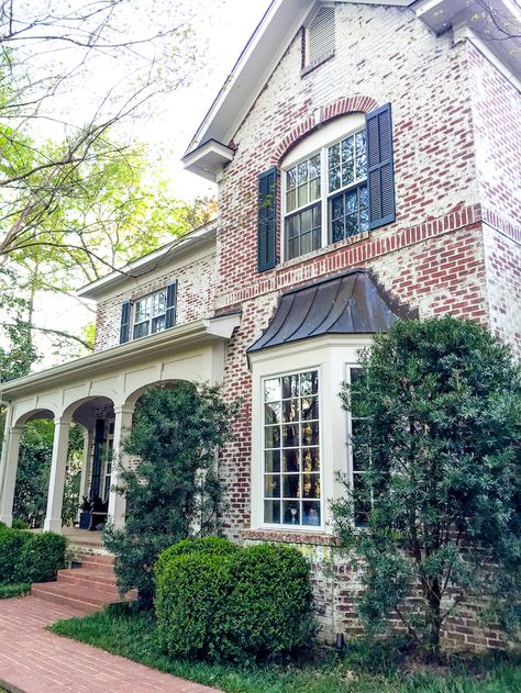 Like the look of sand-blasted brick exterior on this Columbus home. | carrie bradshaw lied home Casa Vintage, Painted Brick, Hus Inspiration, House Goals, Exterior Brick, Pretty House, Brick House, Home N Decor, House Inspiration