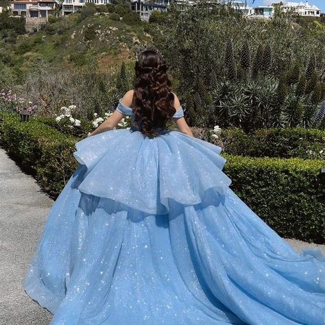 Xv Dresses Blue Cinderella, Blue Cinderella Quinceanera Dresses, Quinceanera Dresses Periwinkle, Quinceanera Dresses Blue Cinderella, Moda 2000 Quinceanera Dresses Blue, Ice Blue Quinceanera Dresses, Baby Blue Quinceanera Dresses Cinderella, Quensenara Ideas, Dusty Blue Quinceanera Dresses