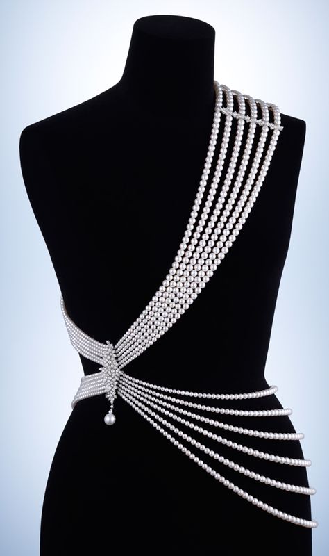 Mikimoto Pola Manik, Mikimoto Pearls, Body Chains, Body Adornment, Beading Ideas, Body Jewellery, White Beads, Mode Style, Fesyen Wanita