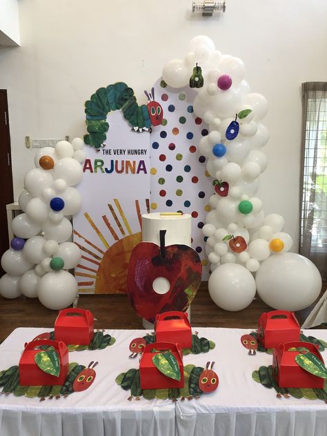 Hungry Caterpillar Birthday Backdrop, 6 Month Old Celebration Ideas, Hungry Caterpillar Birthday Banner, The Very Hungry Caterpillar Balloon Arch, Hungry One Birthday, Hungry Caterpillar Balloons, Caterpillar Birthday Party Ideas, One Very Hungry Caterpillar Birthday, Hungry Caterpillar Baby Shower Theme