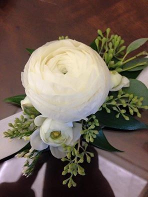 Ranunculus Wrist Corsage, Wrist Corsage Wedding, Wrist Corsage Prom, Boutonnieres Prom, White Ranunculus, Corsage And Boutonniere, Corsage Prom, Seeded Eucalyptus, Prom Flowers