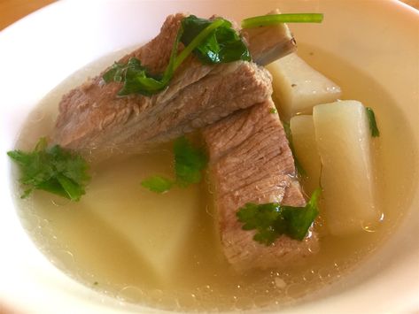 Daikon Soup, Comforting Home, Chinese Pork Recipes, Daikon Recipe, Ono Kine Recipes, Pork Soup Recipes, Turnip Soup, Light Soup, Chinese Soup Recipes