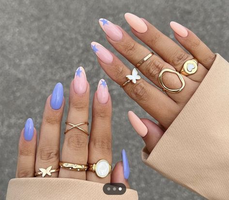 Peach Gel Nails, Nail Colors Blue, Peach Nail Ideas, December Nail Designs, Nails Inspiration Blue, Peach Acrylic Nails, Peach Nail Art, Peach Colored Nails, Peach Nail Polish