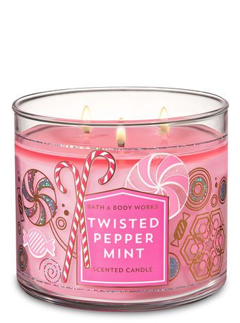 Bath And Body Works Candles, Peppermint Candles, Twisted Peppermint, Candle Bath, Candle Obsession, Bath & Body Works, Candle Cookies, Bath N Body Works, Bath Body Works Candles