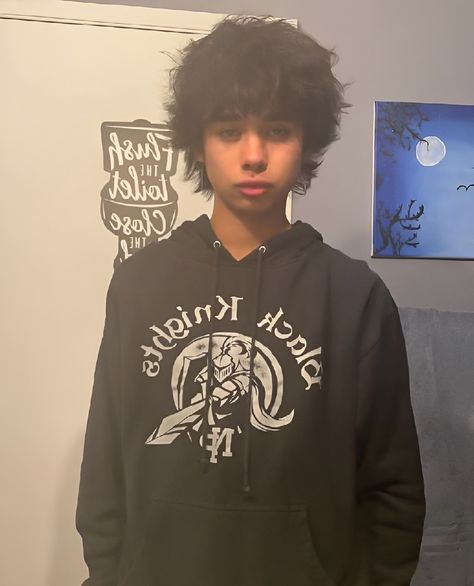 Grunge Messy Hair, Rodrick Haircut, Gay Haircut, Mens Haircuts Thick Hair, Messy Hair Boy, Hair Inspiration Long, Shaggy Hair, Hair Inspiration Short, Punk Hair