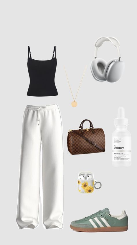 #airport #airportfit #outfit #comfy Airport Mom Outfit, Fancy Airport Outfits, Airport Outfit Ideas Comfy, Outfit For Traveling On Plane, Cute Plane Outfit, Cute Airplane Outfit, Plane Fits, Plane Outfit Airport Style Comfy, Plane Outfit Airport Style