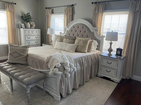 Ashley Raelynn Bedroom, Realyn Bedroom Set Decor Ideas, Raelyn Bedroom Set Decor Ideas, Master Bedrooms 2023, 2023 Beds, Realyn Bedroom Set Decor, Realyn Bedroom, Romantic Country Bedrooms, Farmhouse Bedrooms Beds & Bed Frames