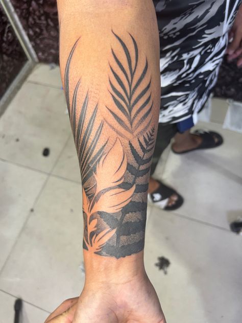 Knee Calf Tattoo, Palm Leaves Tattoo Sleeve, Leave Tattoo Men, Long Leaf Tattoo, Mens Leaf Tattoo, Thai Flower Tattoo, Jungle Flowers Tattoo, Tropical Leaf Tattoo, Palm Leaves Tattoo