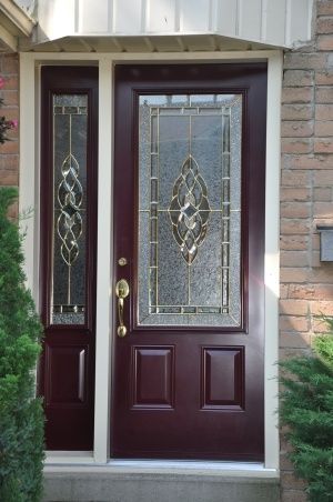 Maroon Doors On Houses, Burgundy Door, Front Doors With Glass, Brick Ranch Houses, Front Door Makeover, Door Colors, Doors With Glass, Exterior House Color, Antique House