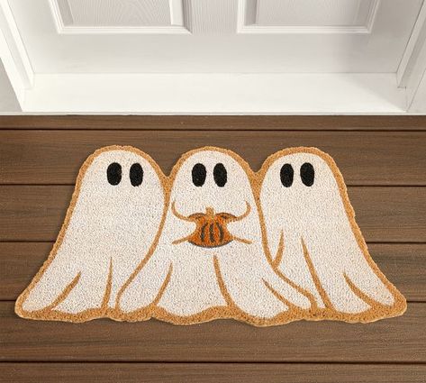 Halloween Rugs, Holiday Decor Halloween, Faux Pumpkins, Scary Halloween Party, Persian Style Rug, Rug Texture, Wall Candle Holders, Glass Pumpkins, Halloween Lights