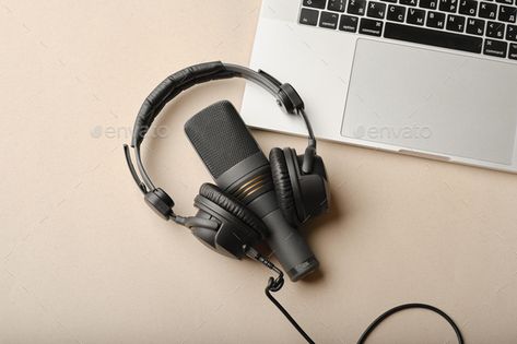 Podcast Flatlay, Podcast Headphones, Podcast Setup, Computer Fan, Studio Headphones, Audio Engineer, Best Headphones, Photoshop Effects, Audio Recording