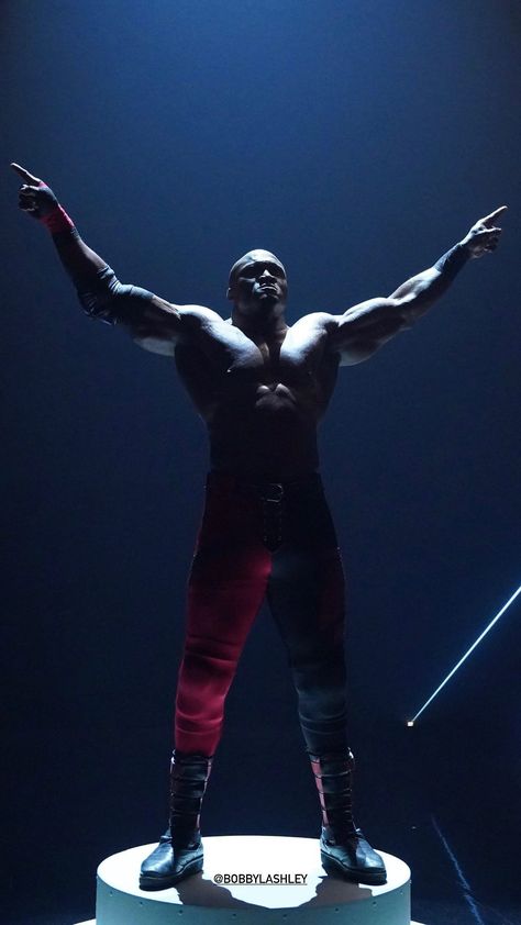 Wrestling Photography, Male Wrestling, Bobby Lashley, Wwe Wallpapers, Pro Wrestler, Body Fitness, Class Projects, Professional Wrestling, Wwe Superstars