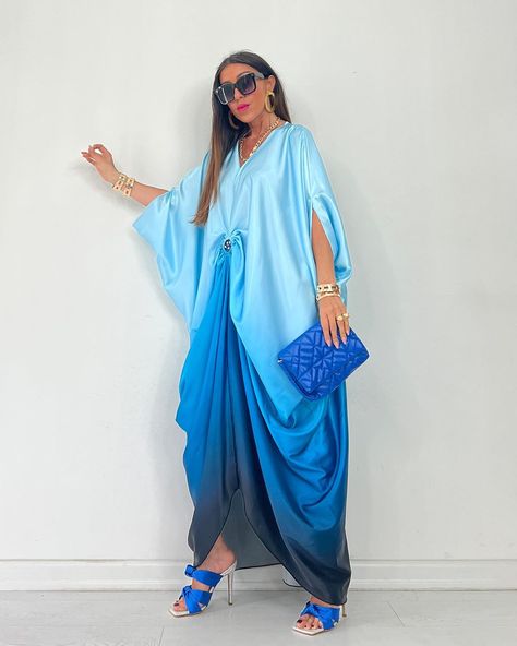 New In 🌍 Worldwide shipping Available for Delivery / Pick up 🛍️ Please contact DM, whatsapp, or telegram for wholesale🌟 #wholesalewomenfashion #bulkbuyingwomenapparel Boubou Styles, Bubu Gown, Bubu Gown Styles, Loose Clothes, Material Dress, Gown Styles, Work Dresses, Circle Frames, Silk Gown