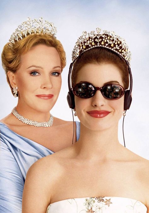 The Princess Diaries, Modern Princess, Julie Andrews, Princess Diaries, Festa Party, Royal Engagement, Halloween Inspo, Fantasias Halloween, Anne Hathaway