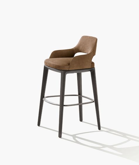 Poliform_sgabelli_SOPHIE_LITE_03B_tec_834x989px Luxury Barstools, Elegant Bar Stools, Dressing Chair, Lounge Interiors, Kursi Bar, Bar Stools Kitchen Island, Minimal Furniture, High Stool, Counter Chairs