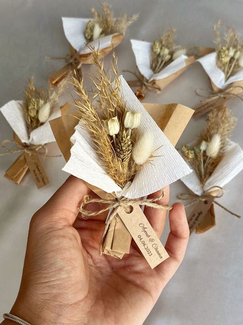 [Ad] Rustic Wedding Favors, Boheme Wedding Favors, Rustic Mini Dry Bouquet, Magnet Favors For Guest Https://Www.Etsy.Com/Listing/1438420709/Magnet-Favors-For-Guest-Rustic-Wedding?Click_Key=8F6c8bbc3678d41c075a4a4ba3a3426352394ee6:1438420709AndClick_Sum=4Dfc8ea4AndRef=Shop_Home_Active_1AndFrs=1AndSts=1 #diyweddingfavorsforguests Engagement Gifts For Guests, Mini Bouquet Flowers, Rustic Fall Wedding Favors, Bouquet Favors, Rustic Party Favors, Dry Bouquet, Silver Wedding Favors, Wildflower Favors, Wedding Favors Rustic