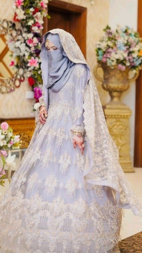 Hijabi Dulhan, Diy Tailoring, Niqab Bride, Niqab Cartoon, Niqab Tutorial, Niqabi Bride, Wedding Hijab Styles, Bridal Hijab Styles, Muslim Wedding Gown