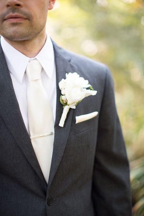 Grey Suit Men Wedding, Dark Grey Suit Men, White Jeans For Men, White Tuxedo Wedding, Dark Grey Suit, White Tux, Dark Gray Suit, Groom Wedding Attire, Groom And Groomsmen Attire