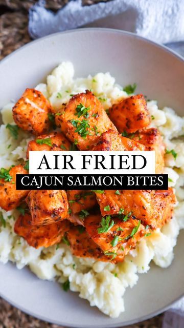 Cajun Salmon Bites, Quick Healthy Recipes, Salmon Meal Prep, Cajun Salmon, Salmon Bites, Baked Salmon Recipes, Air Fryer Dinner Recipes, Recipe 30, Quick Healthy Meals