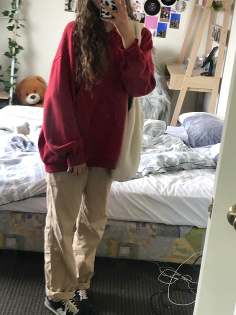 Dark Red Outfit Casual, Dark Red Hoodie Outfit, Maroon And Beige Outfit, Maroon Aesthetic Outfit, Burgundy Hoodie Outfit, Burgundy Crewneck Outfit, Red Crewneck Outfit, Wine Sweater Outfit, Burgundy Sweatshirt Outfit