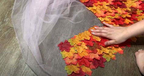 Fall is my absolute favorite time of year... Mostly because it means REN FEST IS COMING! My boyfriend and I have a tradition of going at least once a year, usually more. Here's how I transformed my sister, Hannah, into a woodland fairy for the fall Renaissance Festival! Fall Leaf SkirtFirst, I grabbed this awesome pack of fall leaves from Amazon. (The assortment of vivid and earthy colors in this pack were PERFECT for what I was going for. Cannot recommend them enough!) I then g… Leaf Skirt Diy, Fall Leaves Dress, Fall Fairy Costume, Woodland Fairy Costume, Spirit Costume, Fairy Costume Diy, Leaf Skirt, Diy Costumes Women, Gold Pumpkins