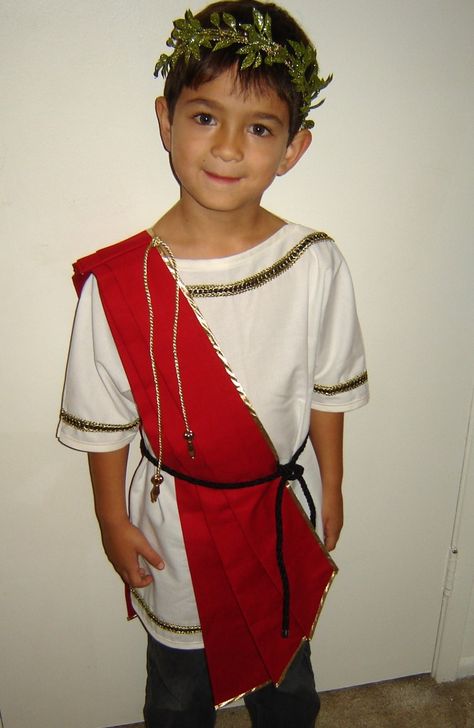 julius caesar costume toddler diy halloween costume ideas Julius Caesar Costume Diy, Caesar Costume, Julius Ceaser Costume, Kids Toga Costume Diy, Greek Costume Boys, Diy Roman Soldier Costume, Roman Emperor Costume, Roman Costume Kids, Julius Caesar Costume