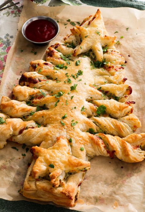 Cheese Puff Pastry Christmas Tree | Sims Home Kitchen Moist Ginger Cake, Puff Pastry Christmas Tree, Pastry Christmas Tree, Puff Pastry Christmas, Sims Home, Pastry Christmas, Savory Puff Pastry, Butter Puff Pastry, Puff Pastry Appetizers